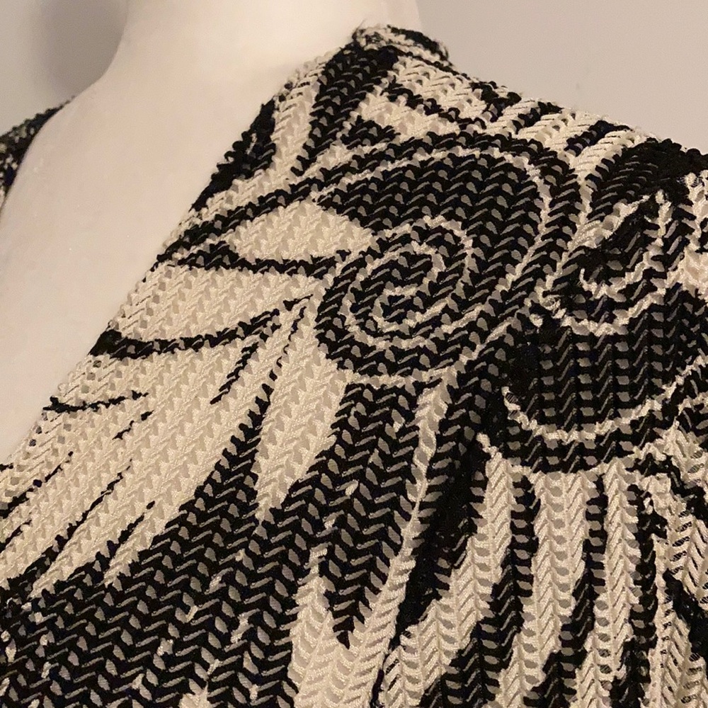 Talk Of The Walk Open Front Cardigan - Picture 4 of 11